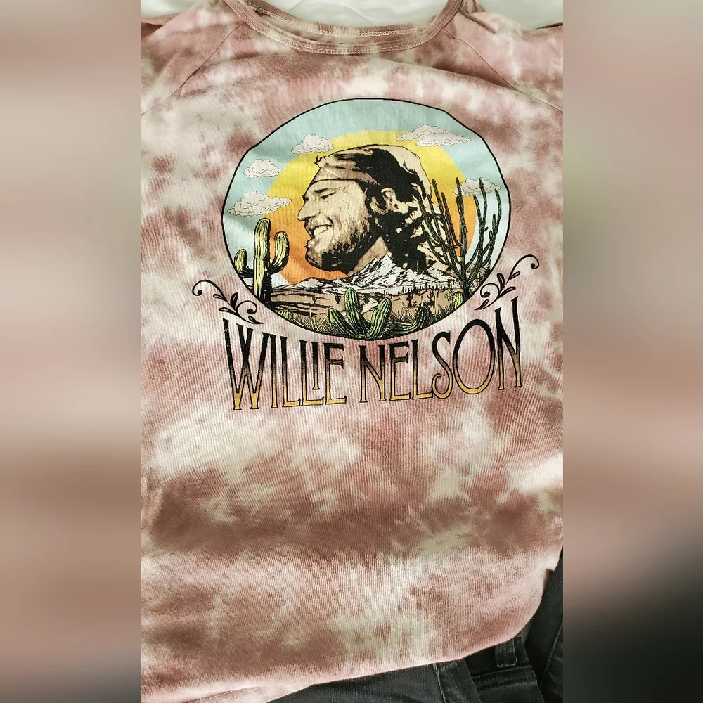 EUC Willie Nelson cold should T-shirt - Picture 2 of 3